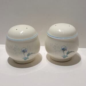 Noritake Keltcraft Ireland salt and pepper shakers